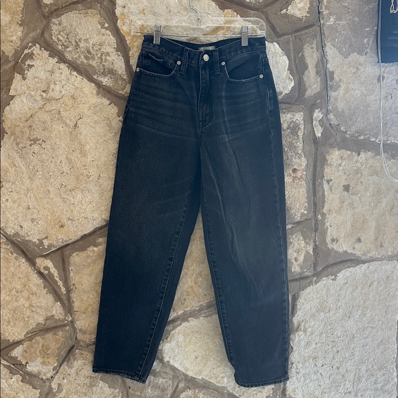 Madewell Baggy Tapered Jeans in Mackinnon Wash Size 25 - Picture 5 of 7